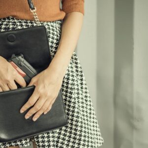 concealed carry crossbody purse featured image