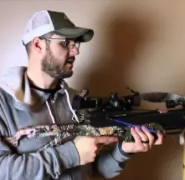 reviewing a crossbow scope