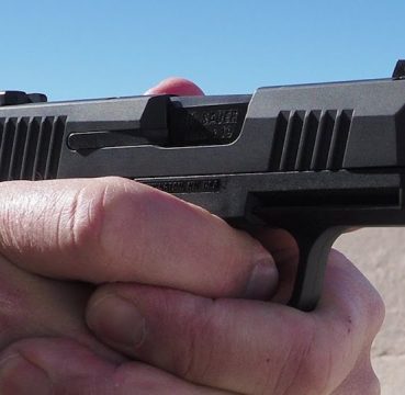 image of sig sauer p365 close up view